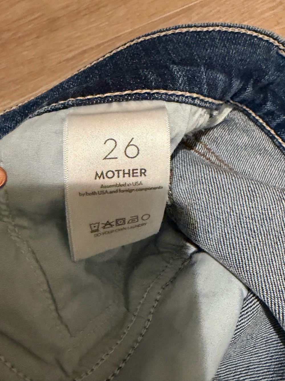 NWT MOTHER The Scrapper Cuff Ankle Fray Jeans Size 26 - Picture 7 of 9